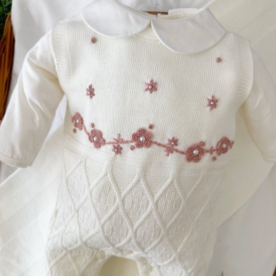 Saída de Maternidade Nicoly - Off White e Rose